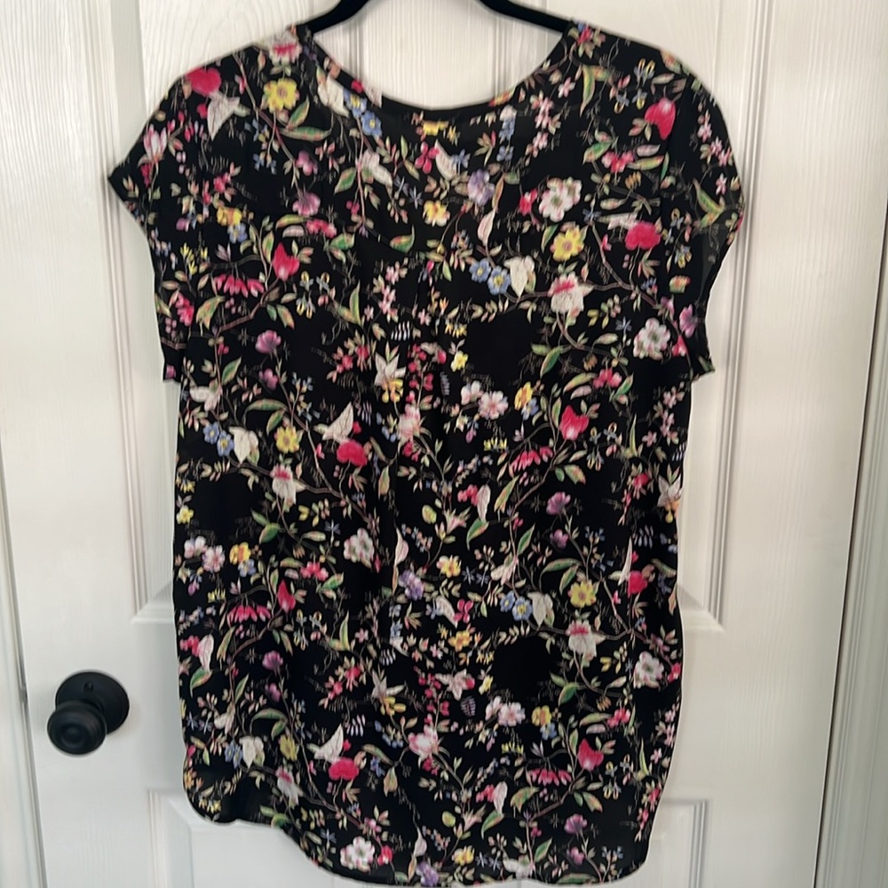 NWT Pleione Floral top Size Large - Picture 5 of 7